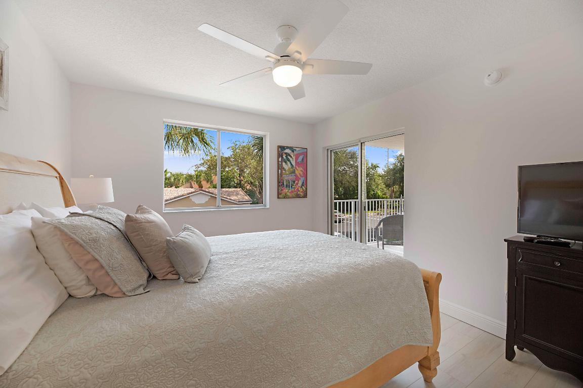 LIGHTHOUSE COVE AT TEQUESTA CONDO - Residential Lease