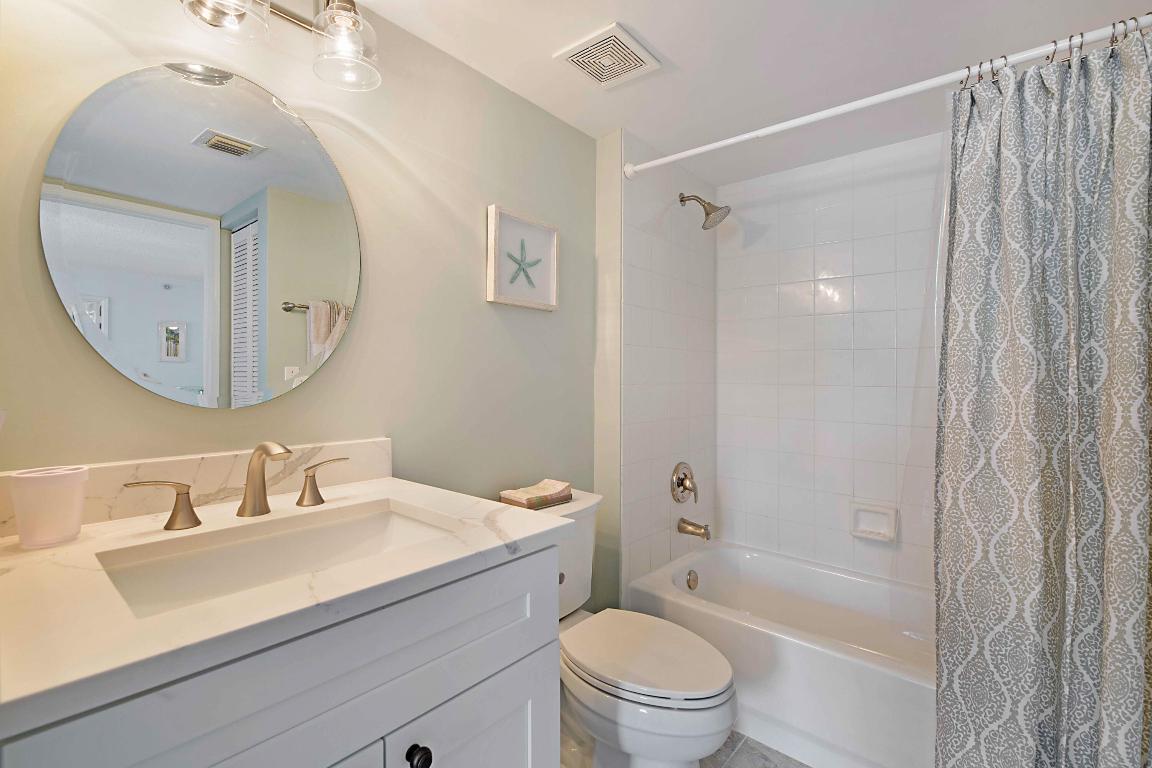 LIGHTHOUSE COVE AT TEQUESTA CONDO - Residential Lease