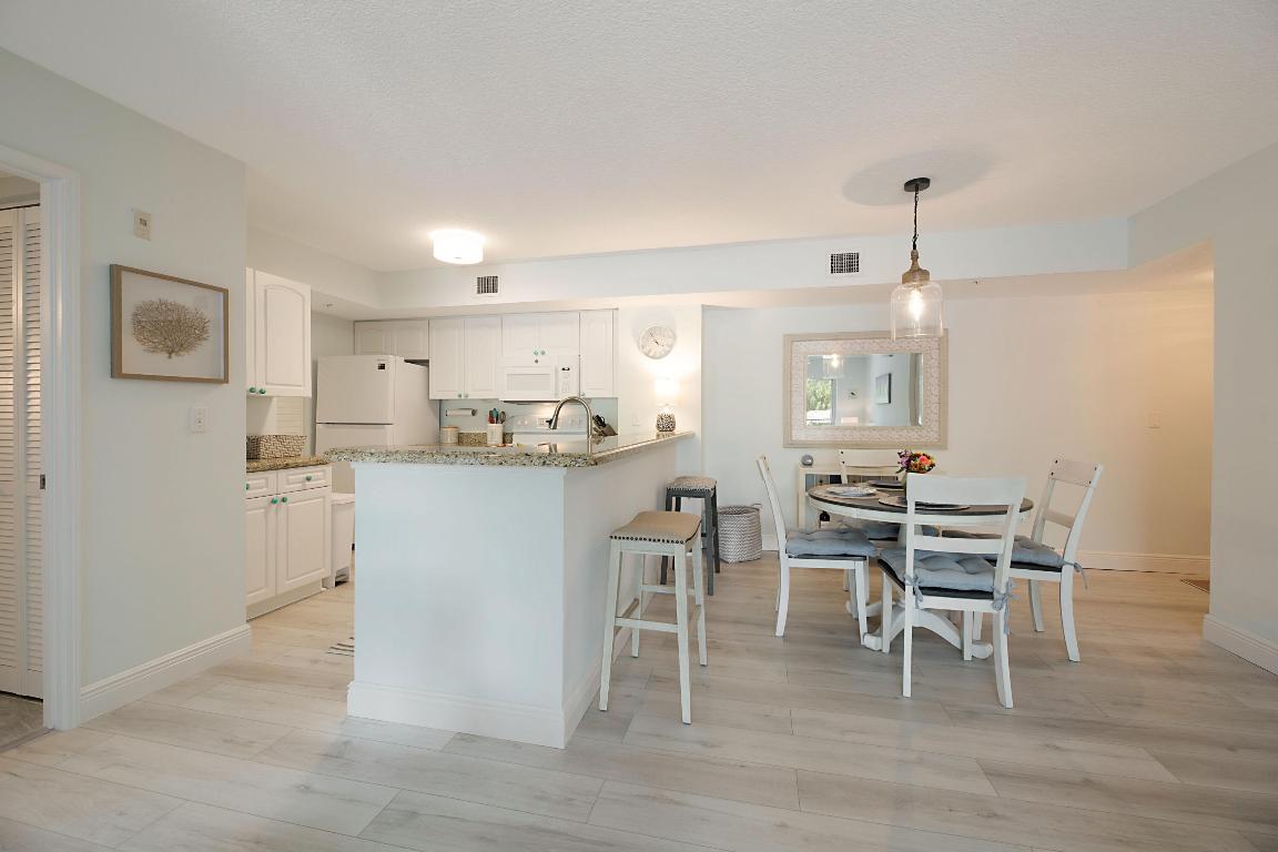 LIGHTHOUSE COVE AT TEQUESTA CONDO - Residential Lease