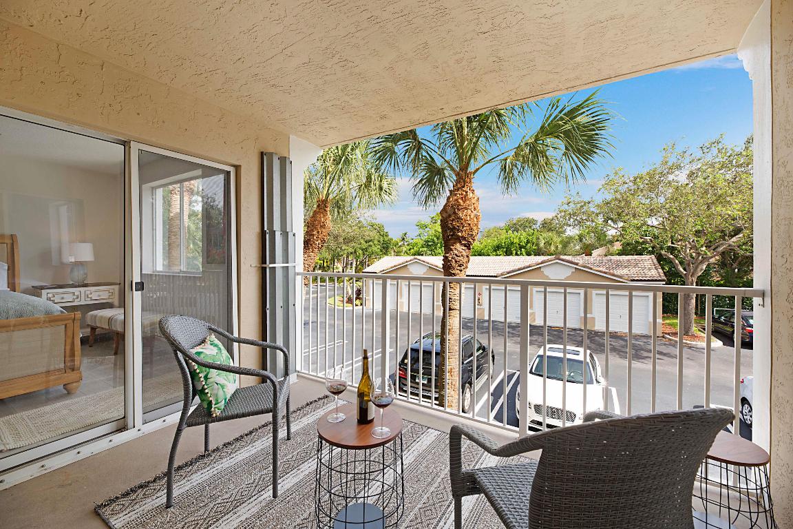 LIGHTHOUSE COVE AT TEQUESTA CONDO - Residential Lease