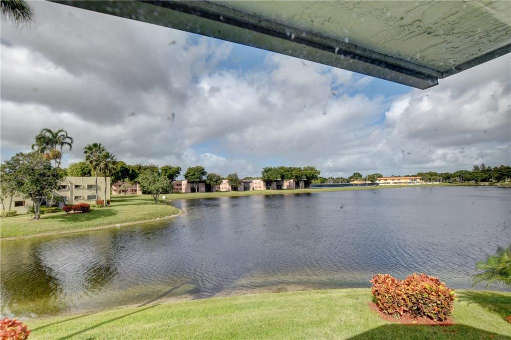 Lakes of Delray - Residential