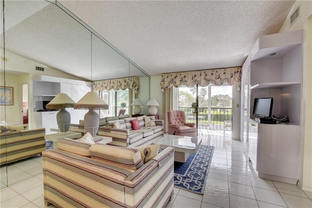 Lakes of Delray - Residential