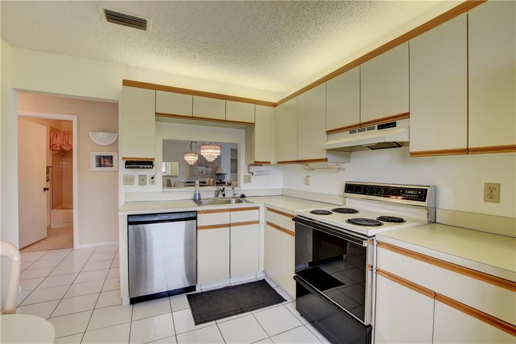 Lakes of Delray - Residential