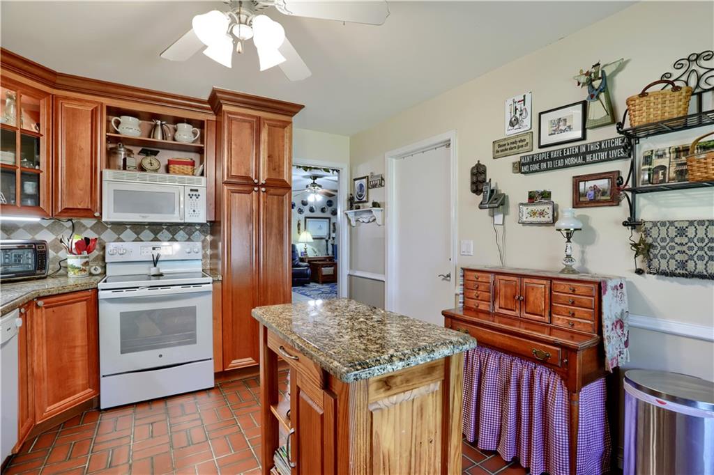 Shorewood 45-36 B - Residential