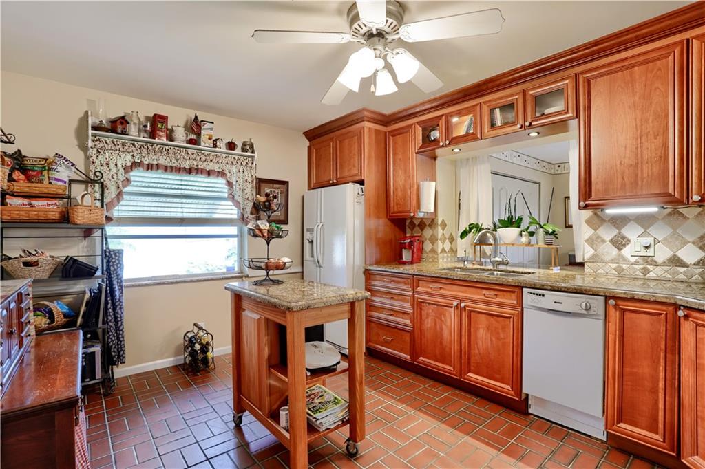 Shorewood 45-36 B - Residential