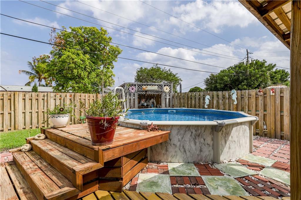 Shorewood 45-36 B - Residential