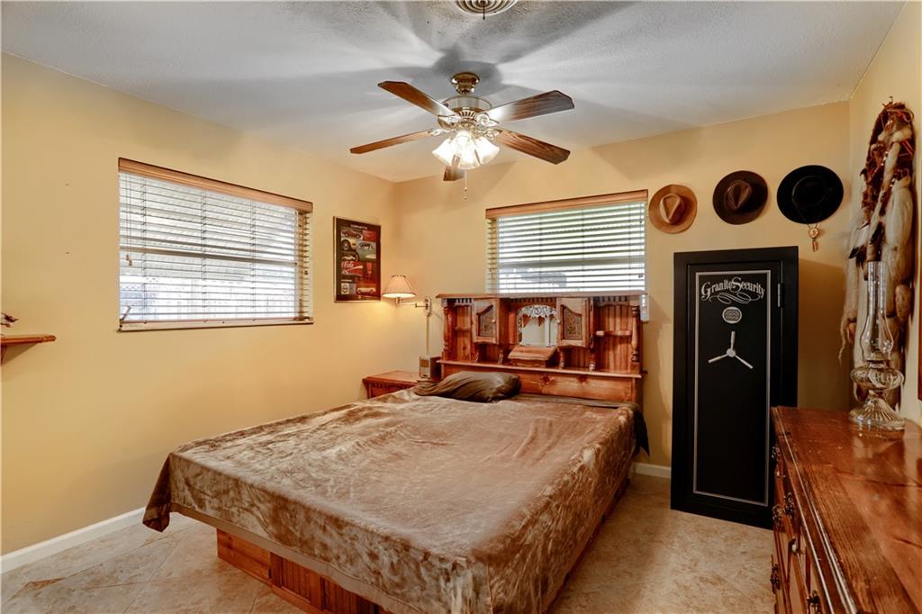 Shorewood 45-36 B - Residential