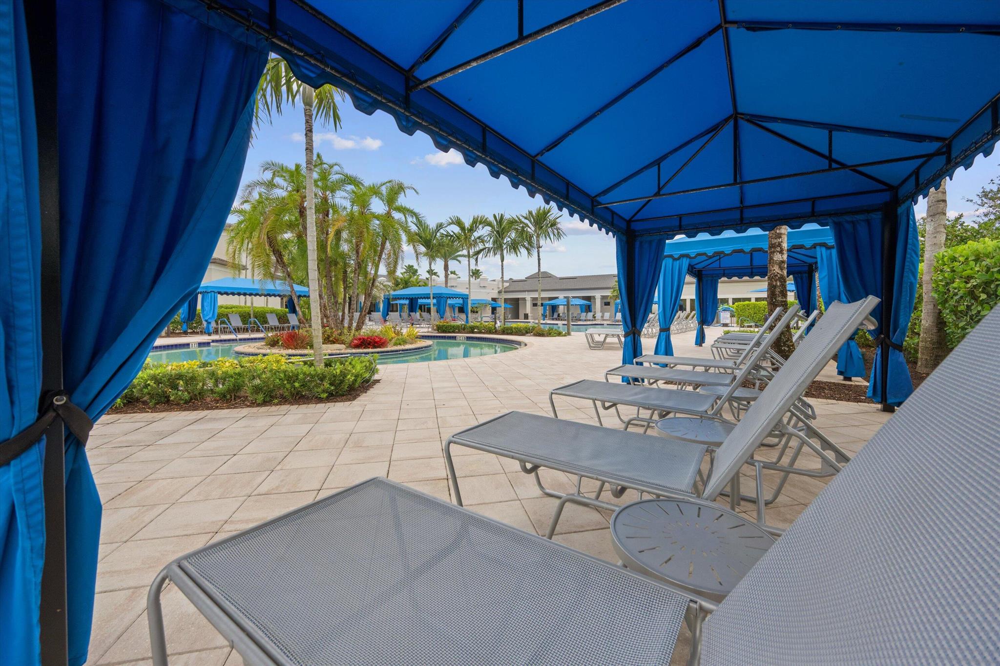 Valencia Bay - Residential