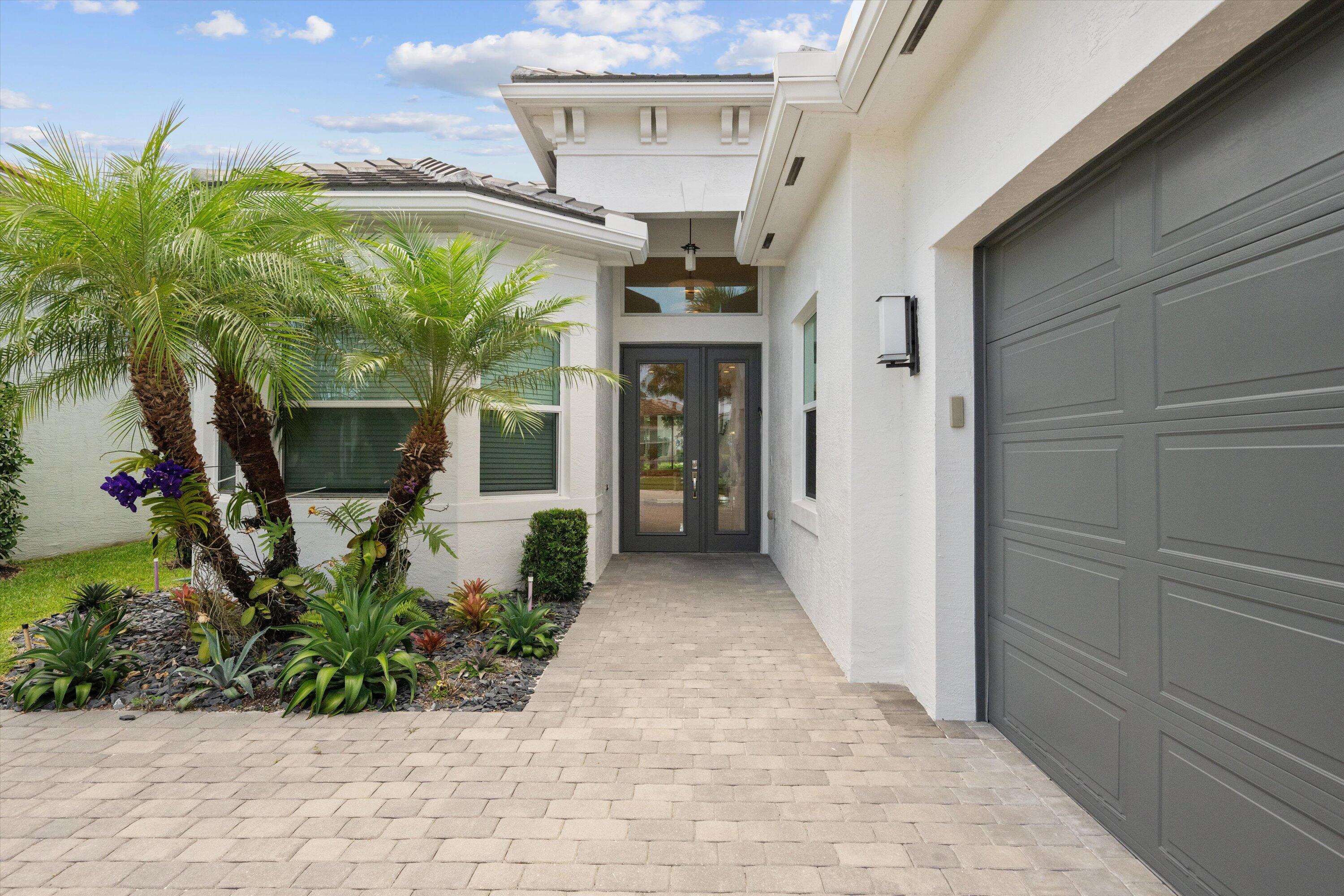 Valencia Bay - Residential