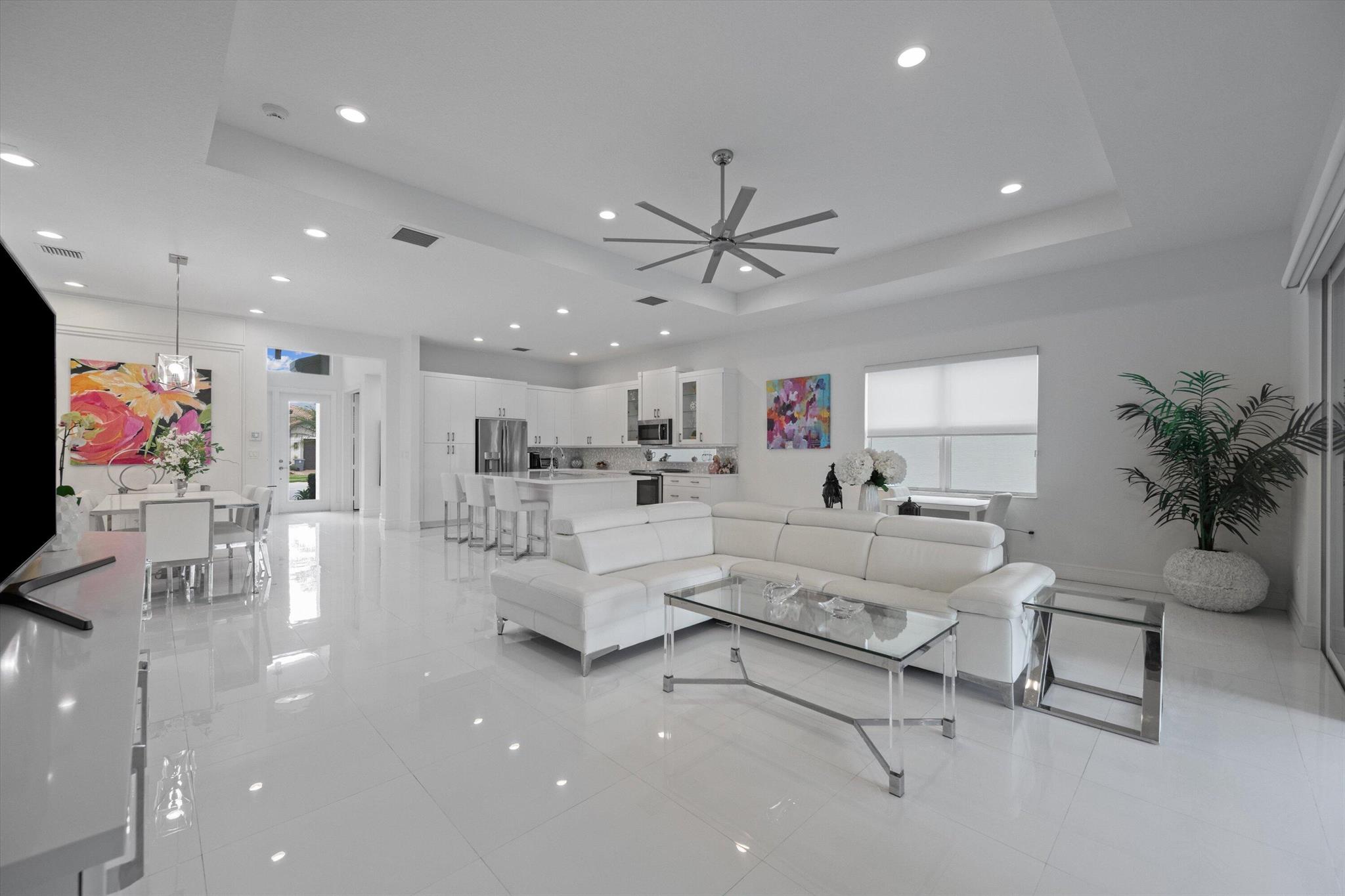 Valencia Bay - Residential