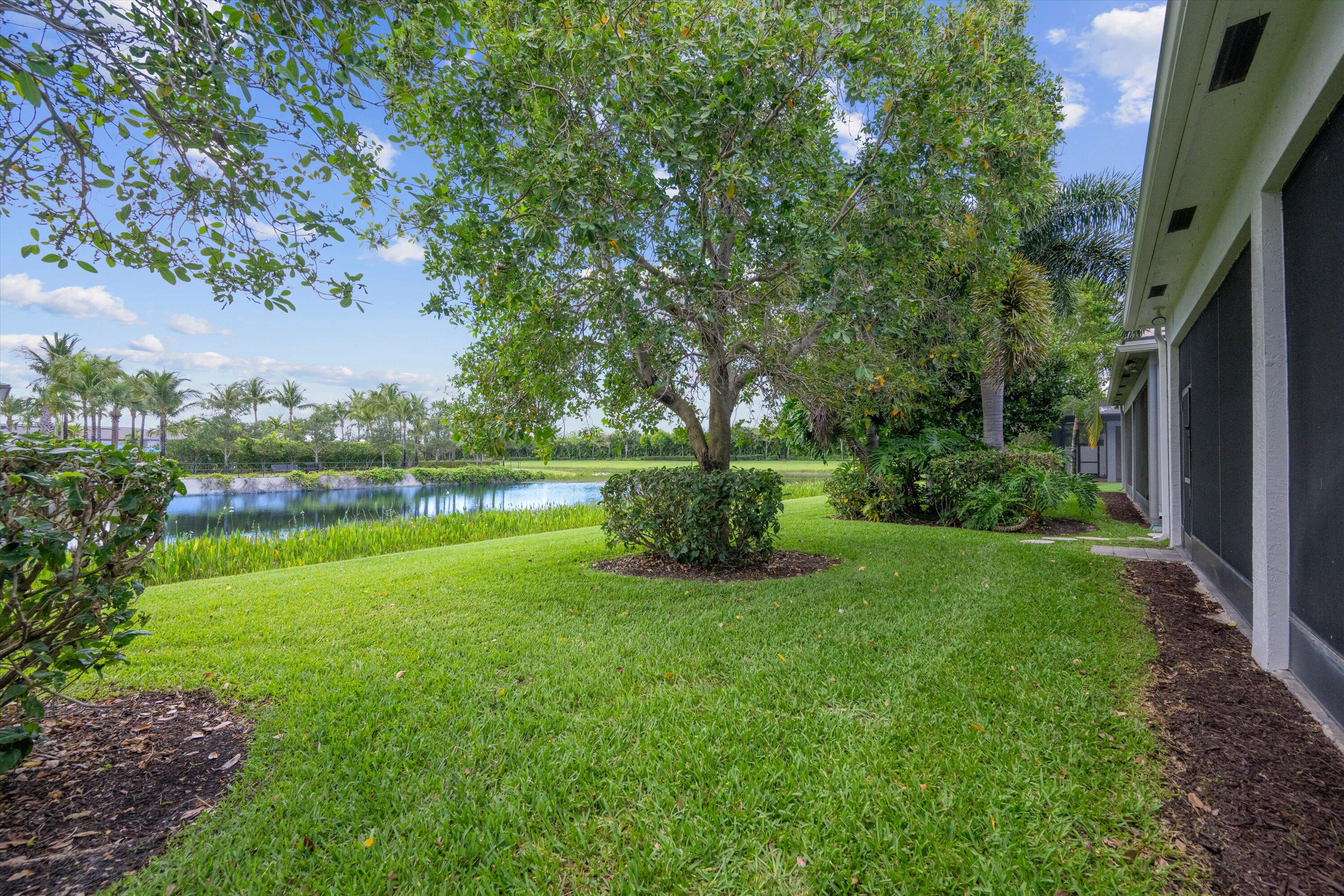 Valencia Bay - Residential