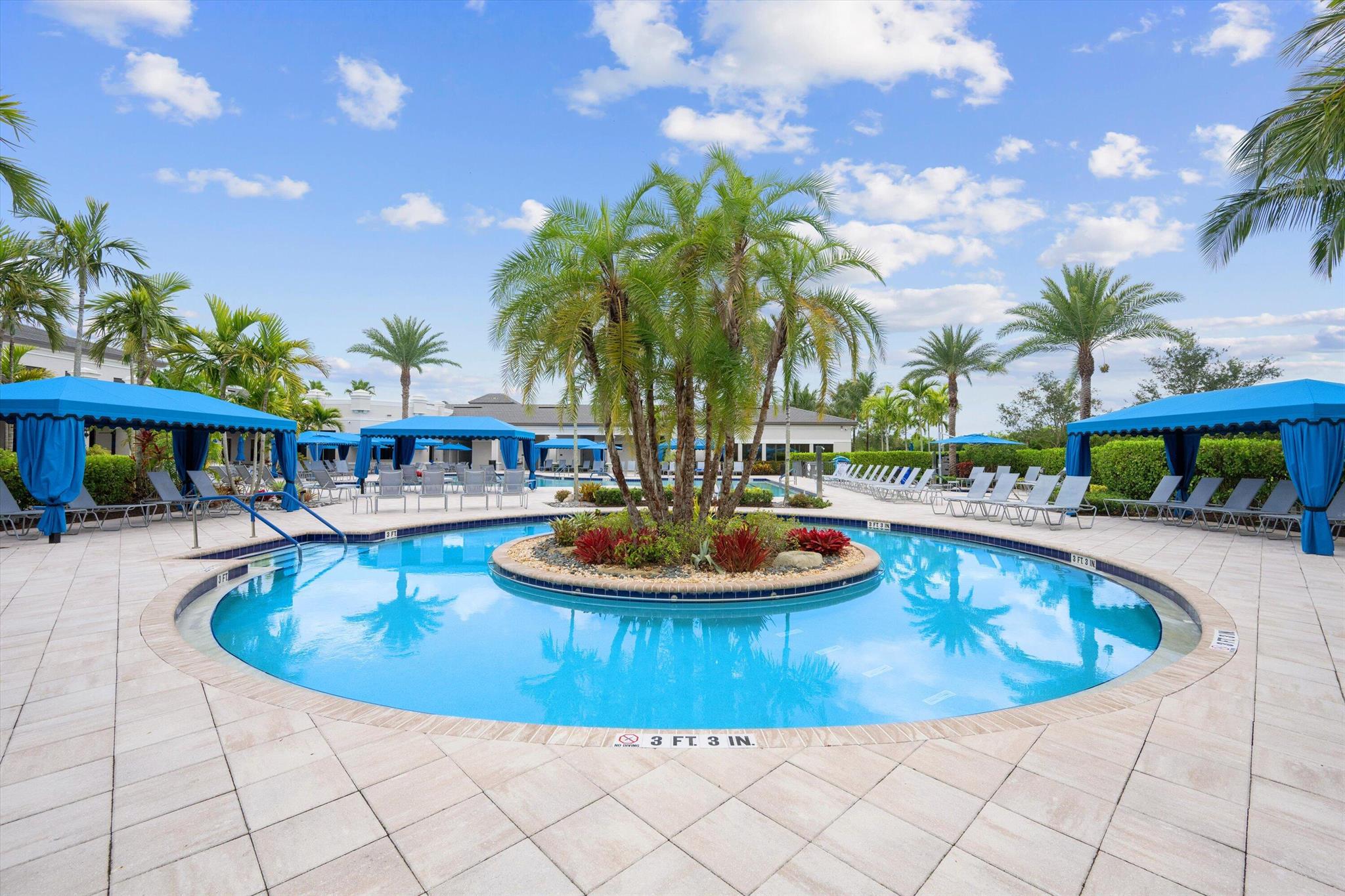 Valencia Bay - Residential