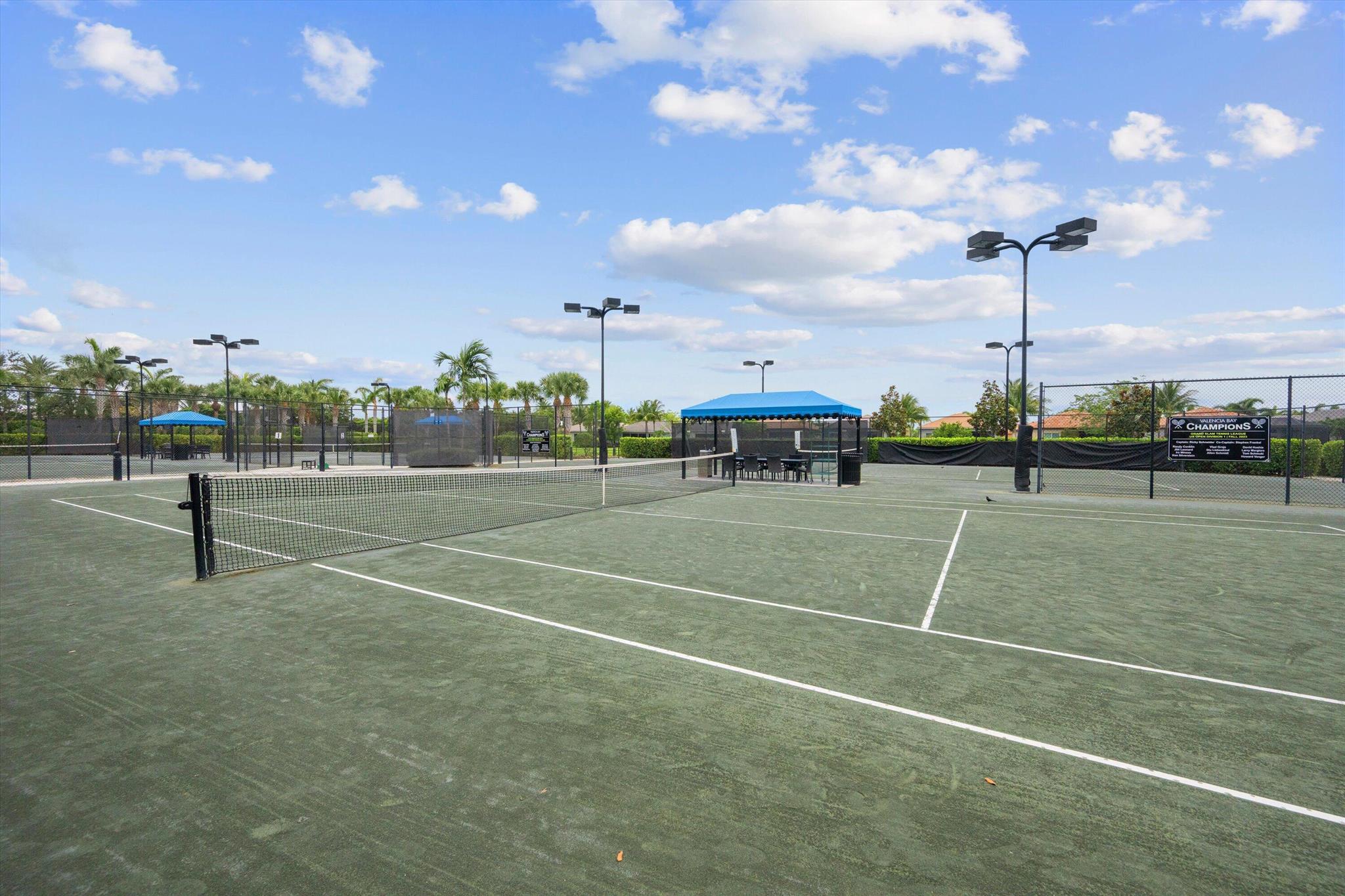 Valencia Bay - Residential