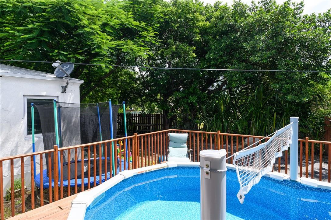 Hollywood Little Ranches - Residential