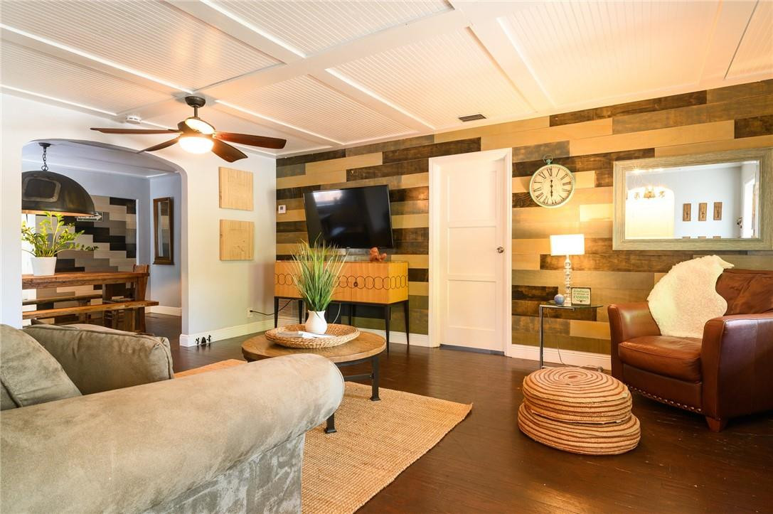 Hollywood Little Ranches - Residential