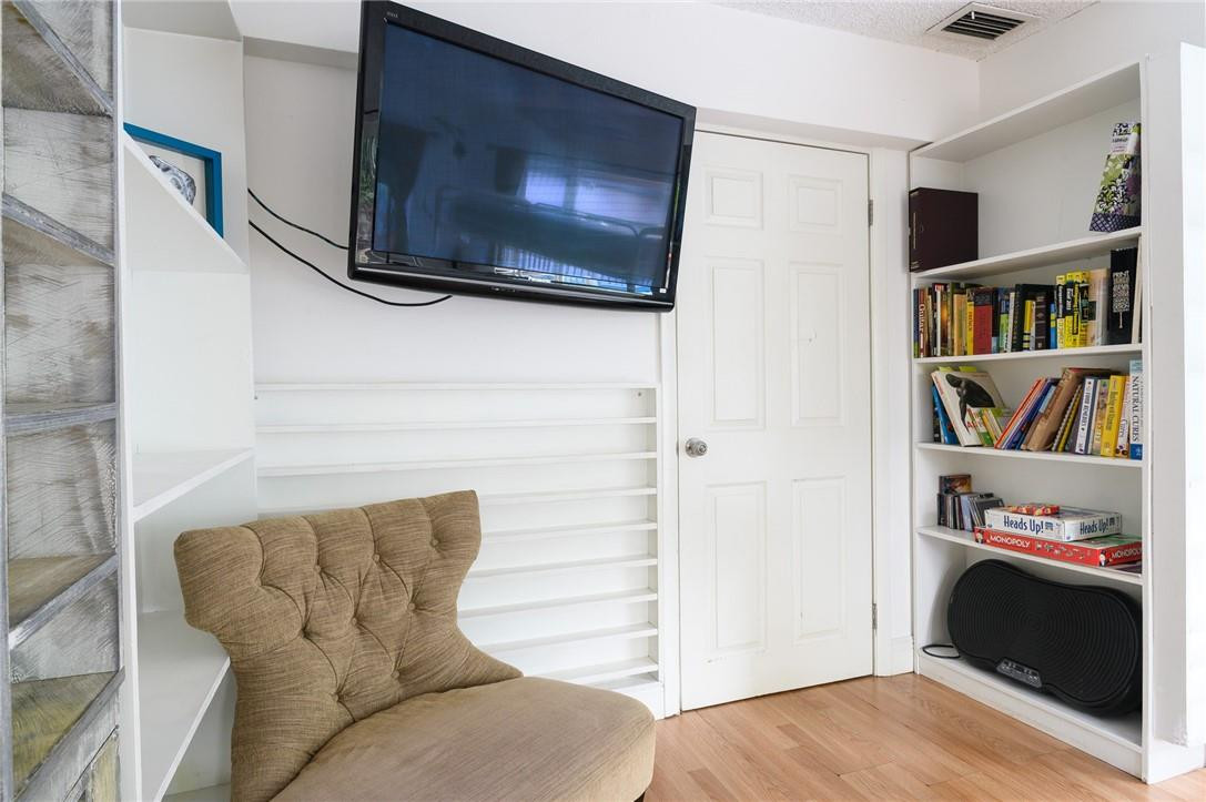 Hollywood Little Ranches - Residential