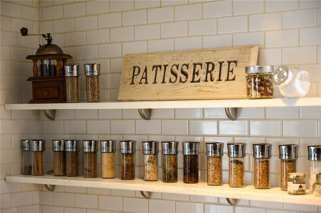 Hollywood Little Ranches - Residential