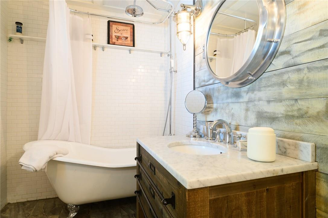 Hollywood Little Ranches - Residential