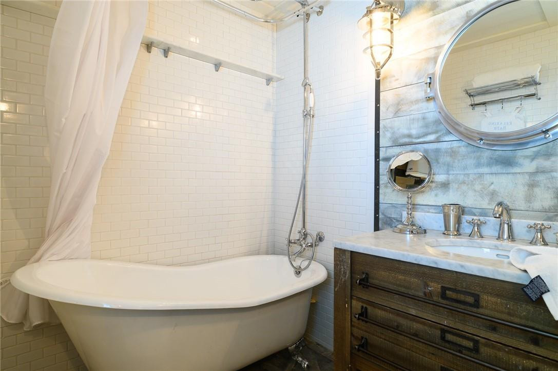 Hollywood Little Ranches - Residential