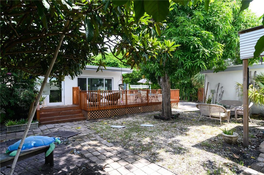 Hollywood Little Ranches - Residential