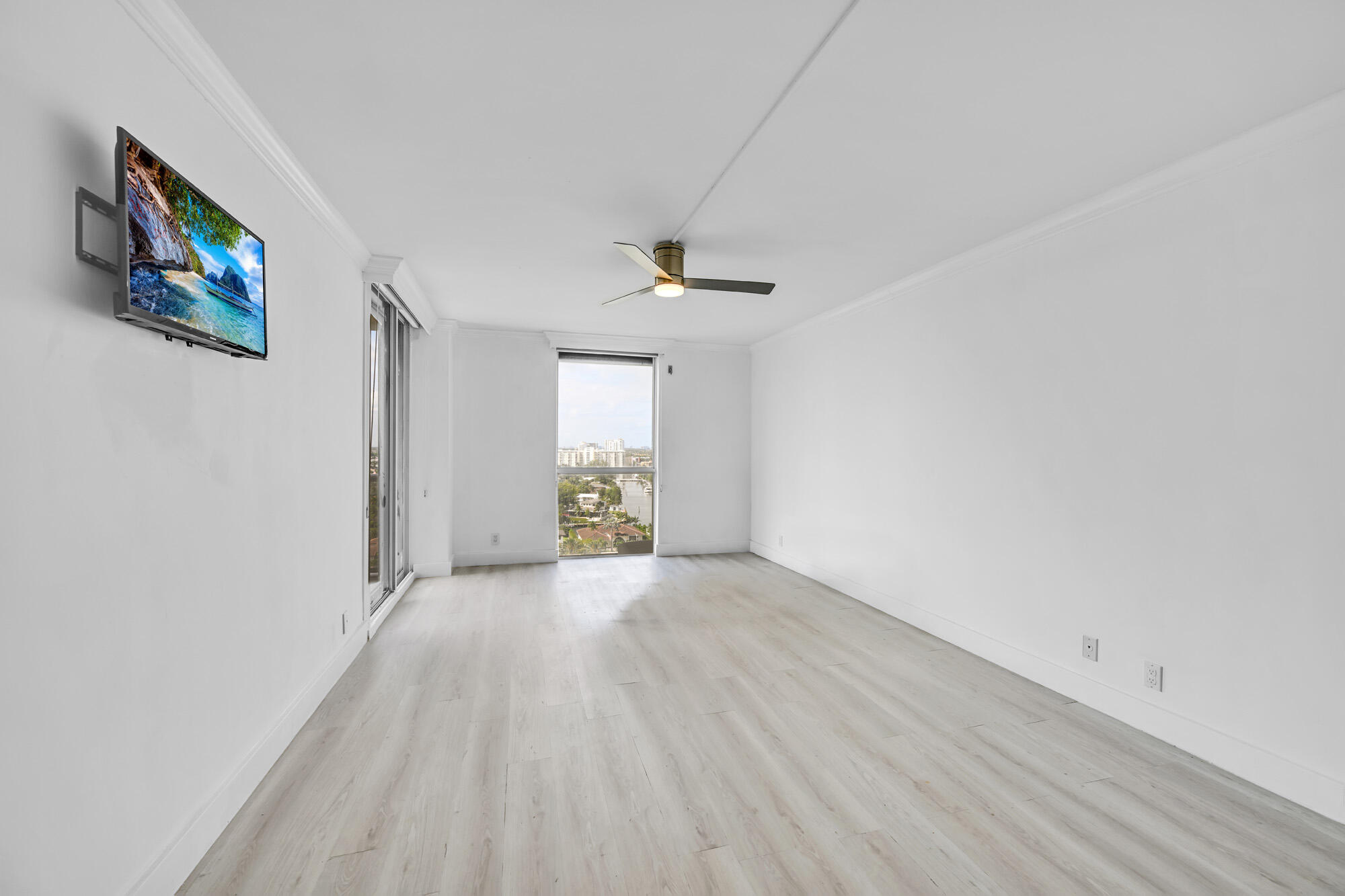 HARBORSIDE AT THE WATERWAYS CONDO - Residential