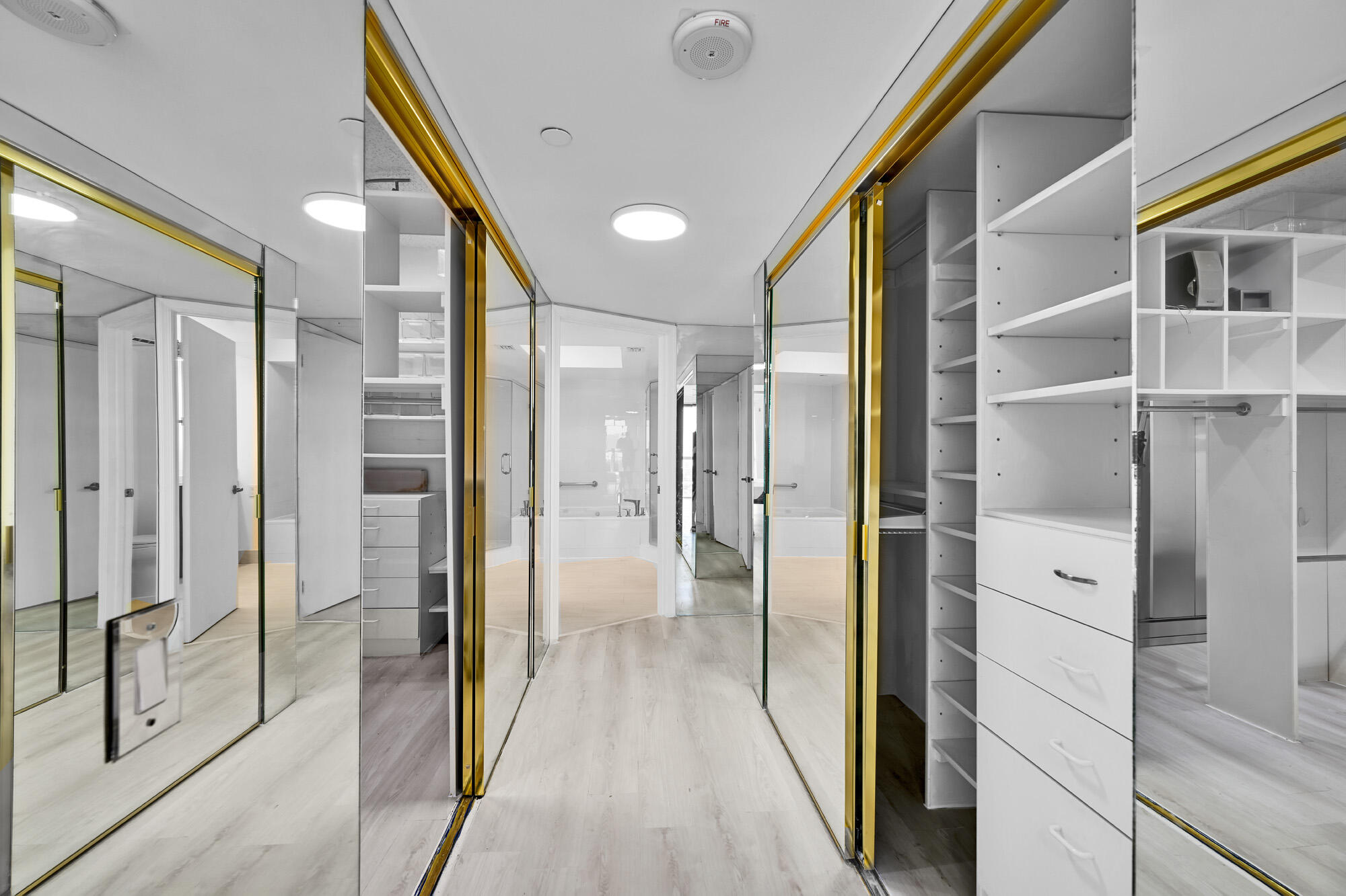 HARBORSIDE AT THE WATERWAYS CONDO - Residential