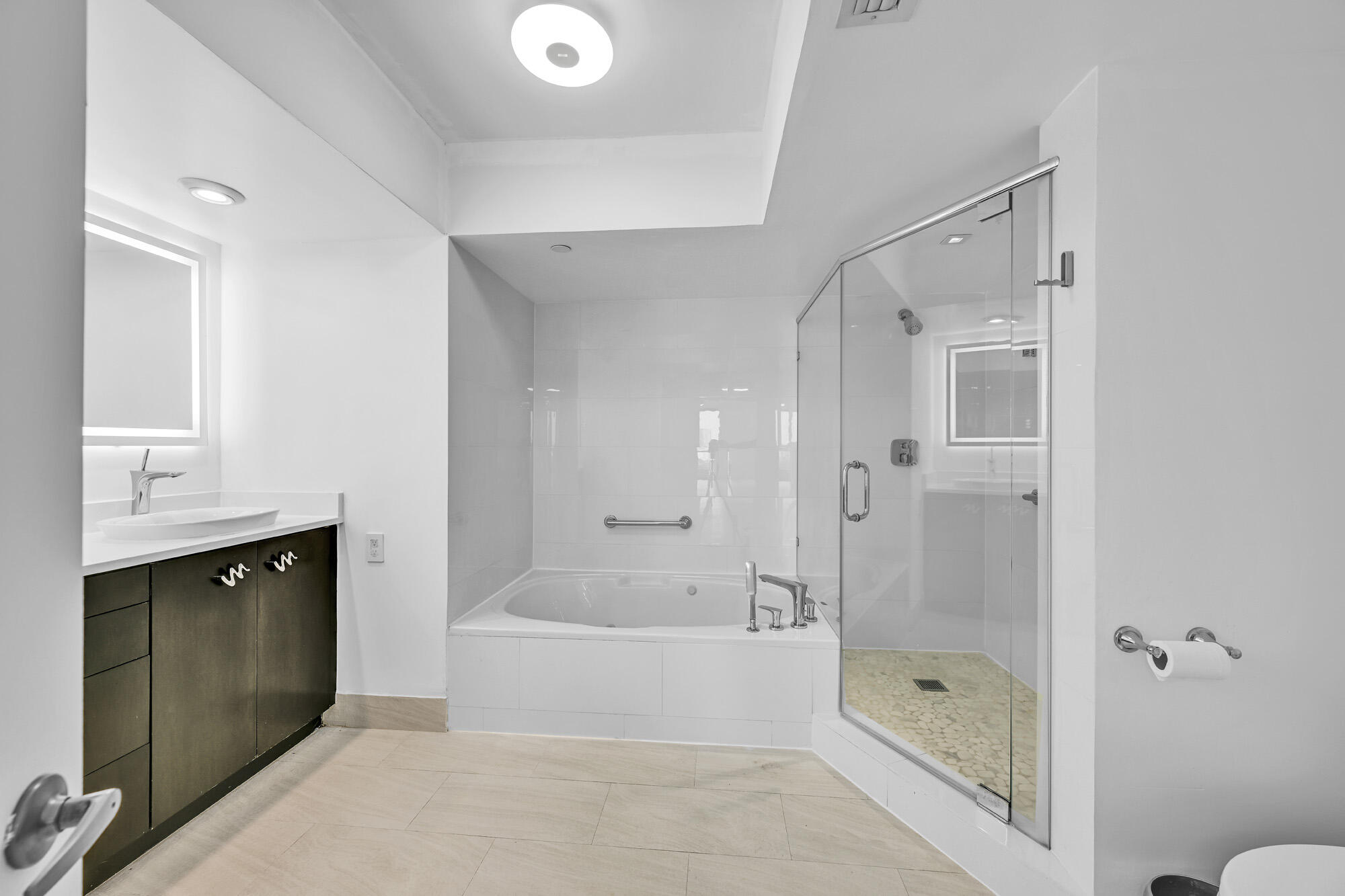 HARBORSIDE AT THE WATERWAYS CONDO - Residential
