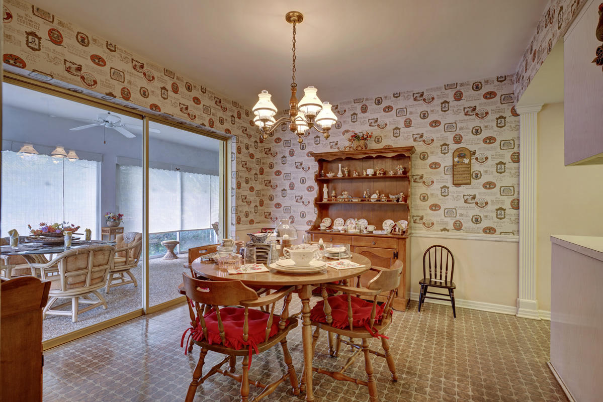 ROYAL PALM YACHT & COUNTR - Residential