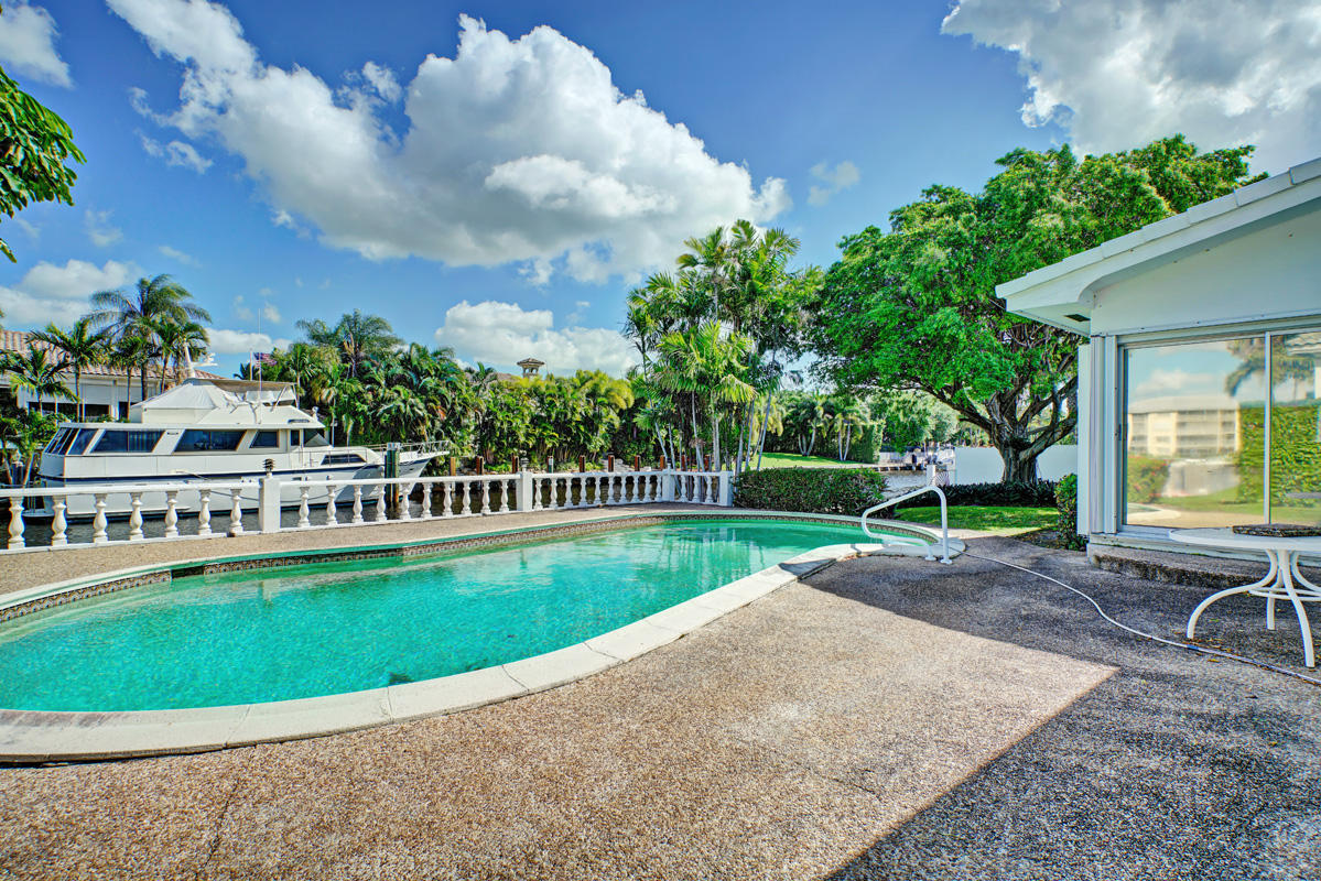 ROYAL PALM YACHT & COUNTR - Residential