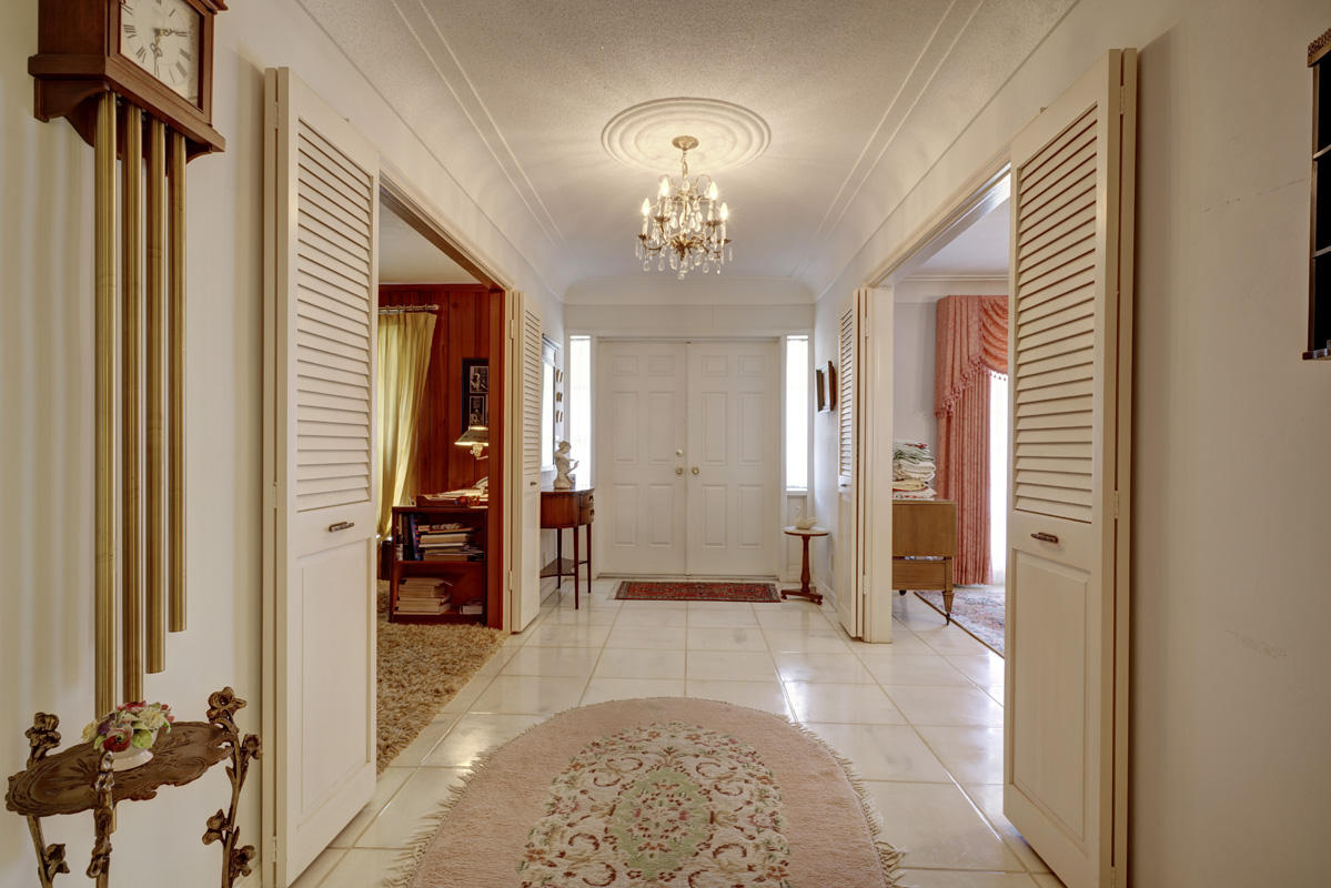 ROYAL PALM YACHT & COUNTR - Residential