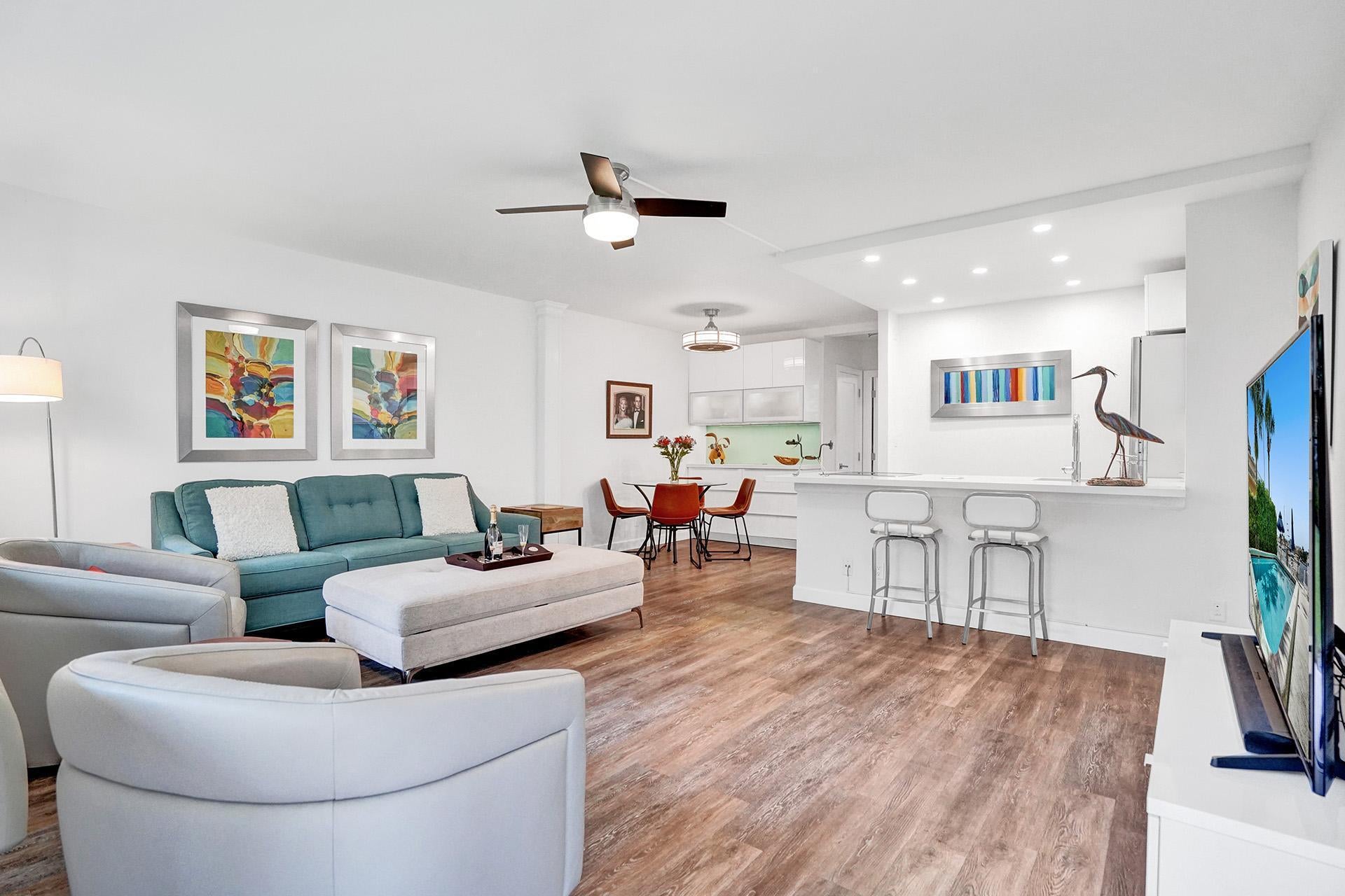 101 N Birch Road 102