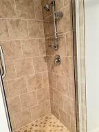 KINGS POINT SAXONY CONDOS - Residential Lease