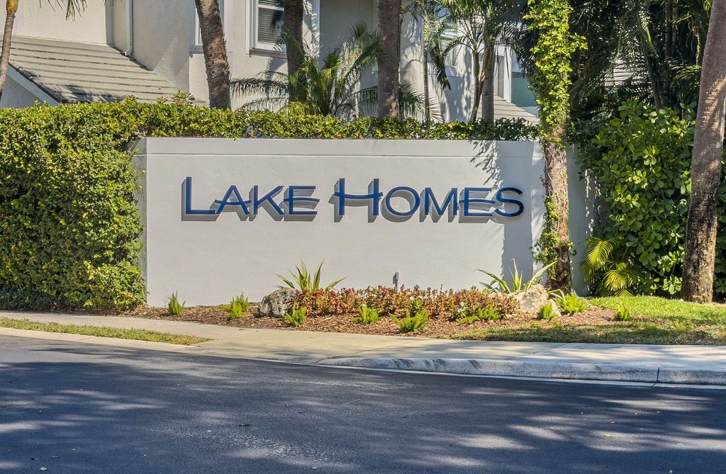 Photo of 3057 Genoa Lane, Jupiter, FL 33477 (MLS # R11148007)