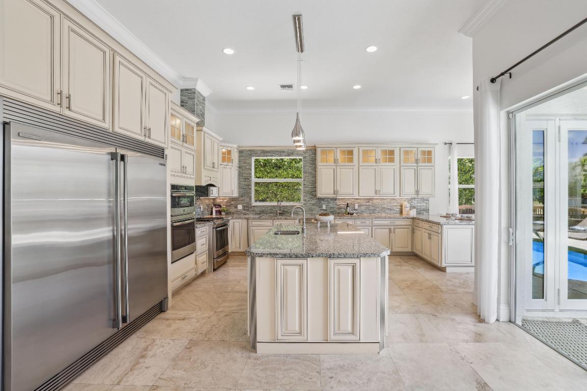 DELRAY BEACH SHORES - Residential