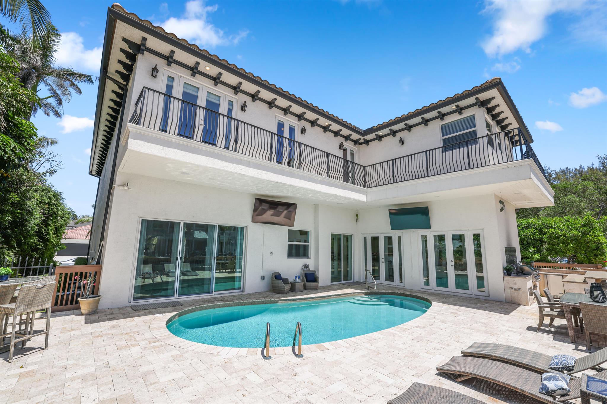 DELRAY BEACH SHORES - Residential