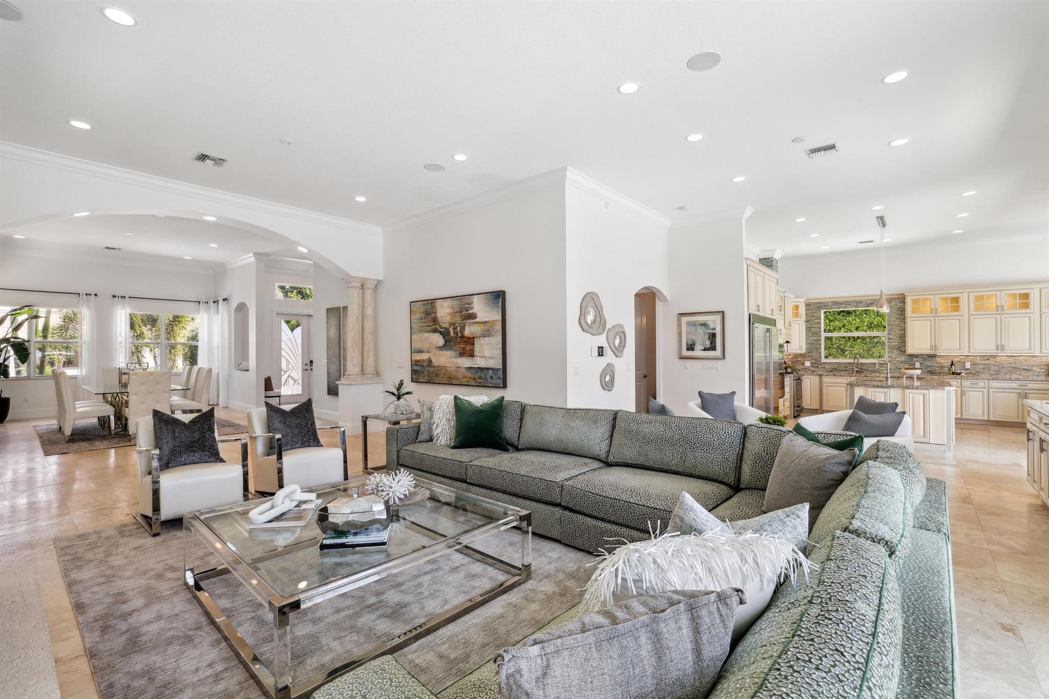 DELRAY BEACH SHORES - Residential