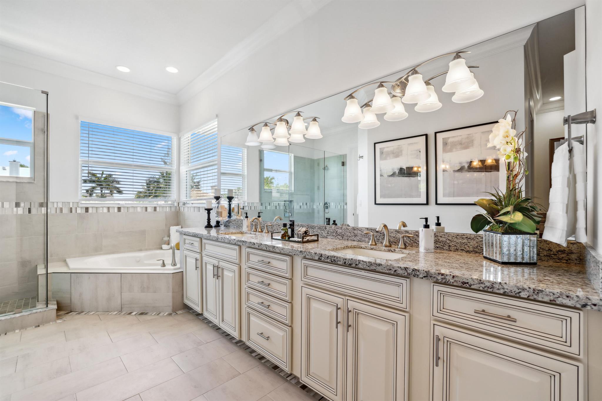DELRAY BEACH SHORES - Residential