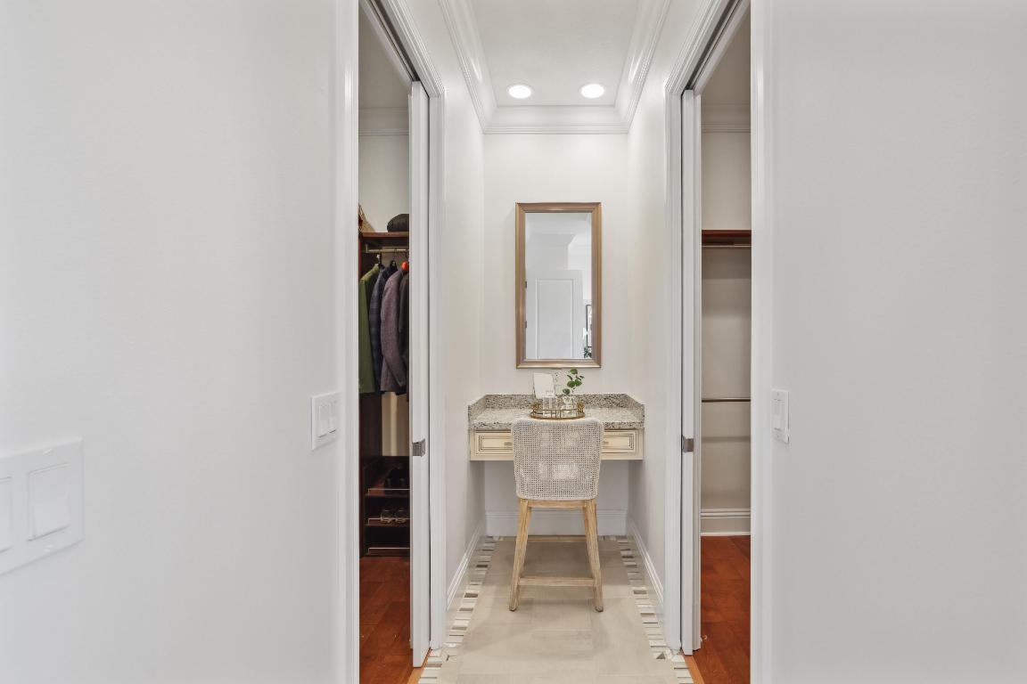 DELRAY BEACH SHORES - Residential