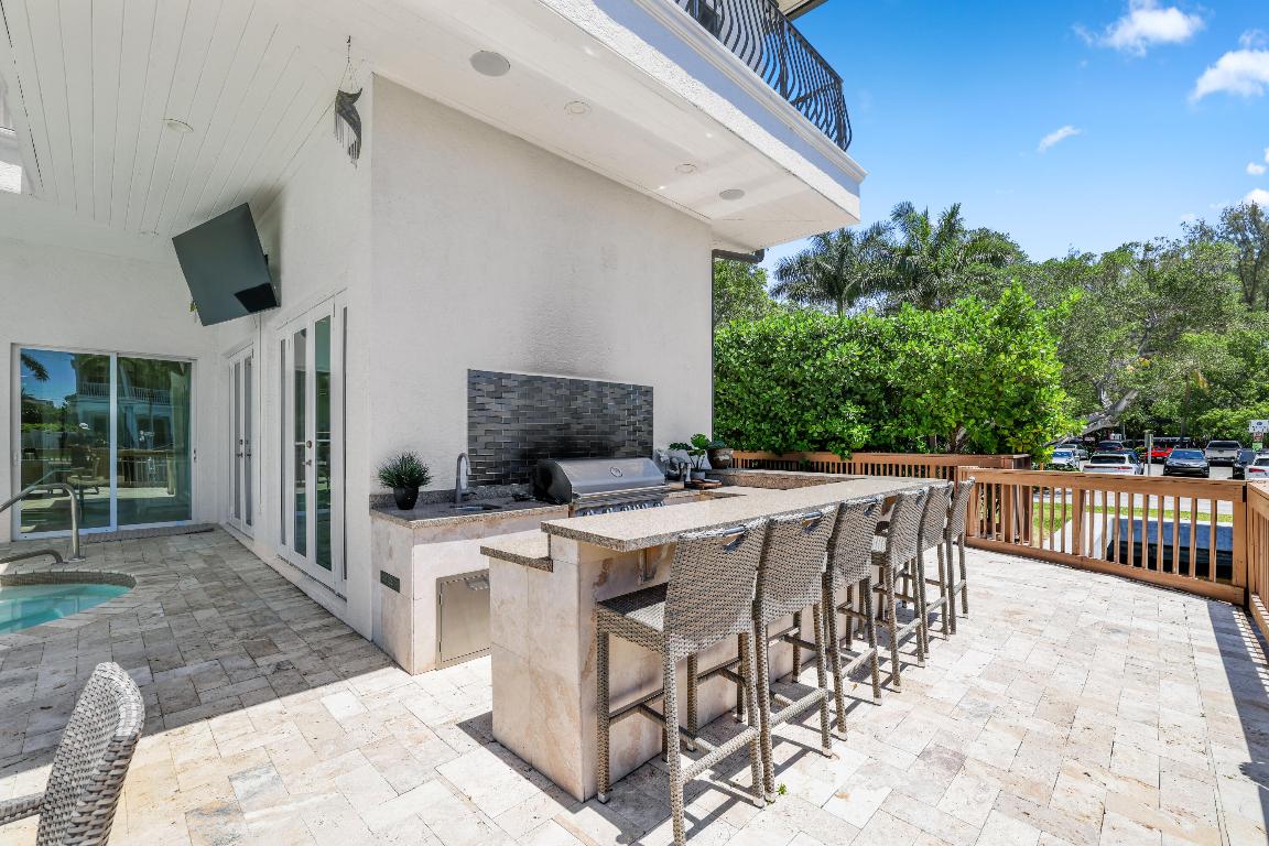 DELRAY BEACH SHORES - Residential