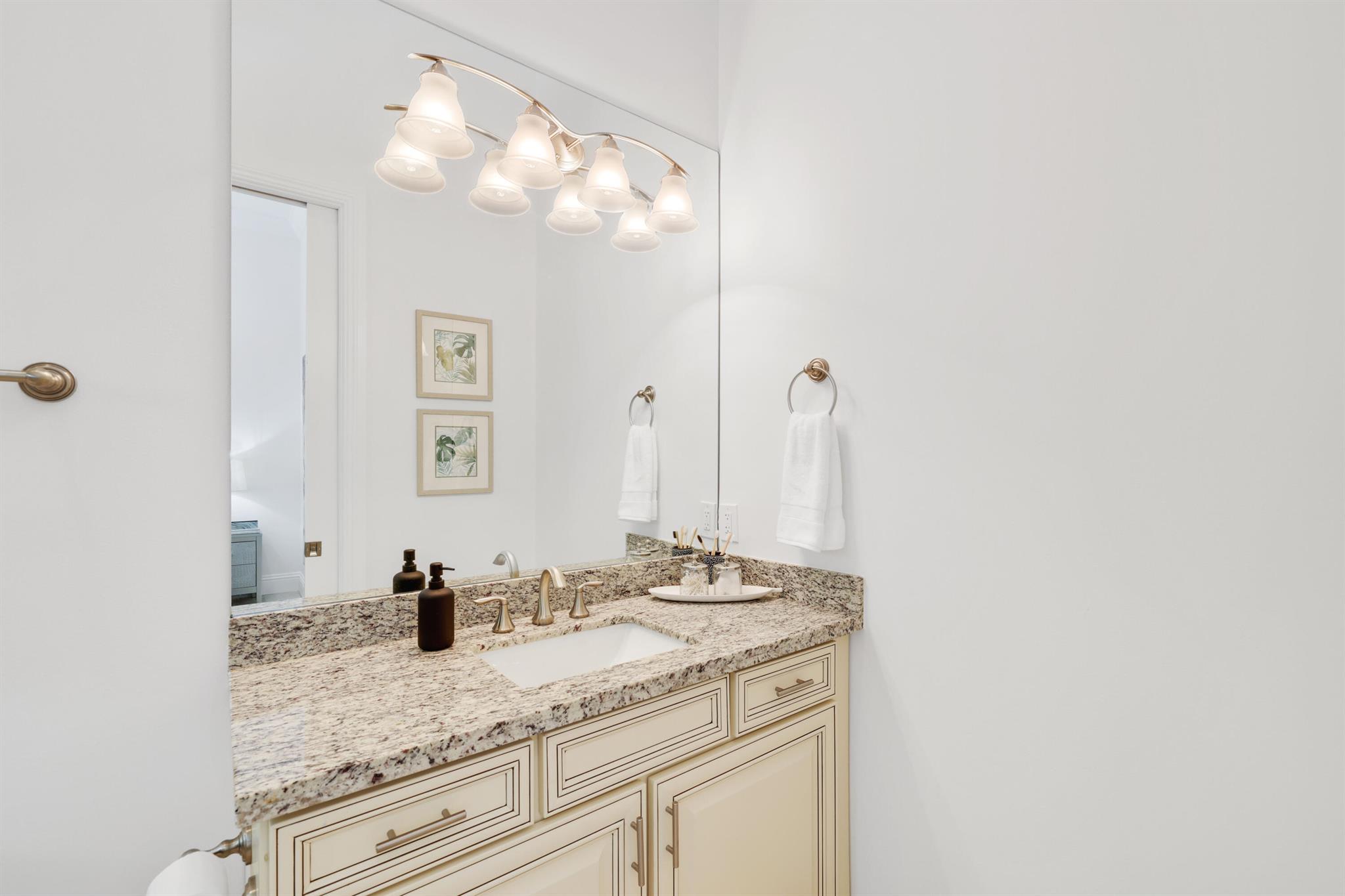 DELRAY BEACH SHORES - Residential