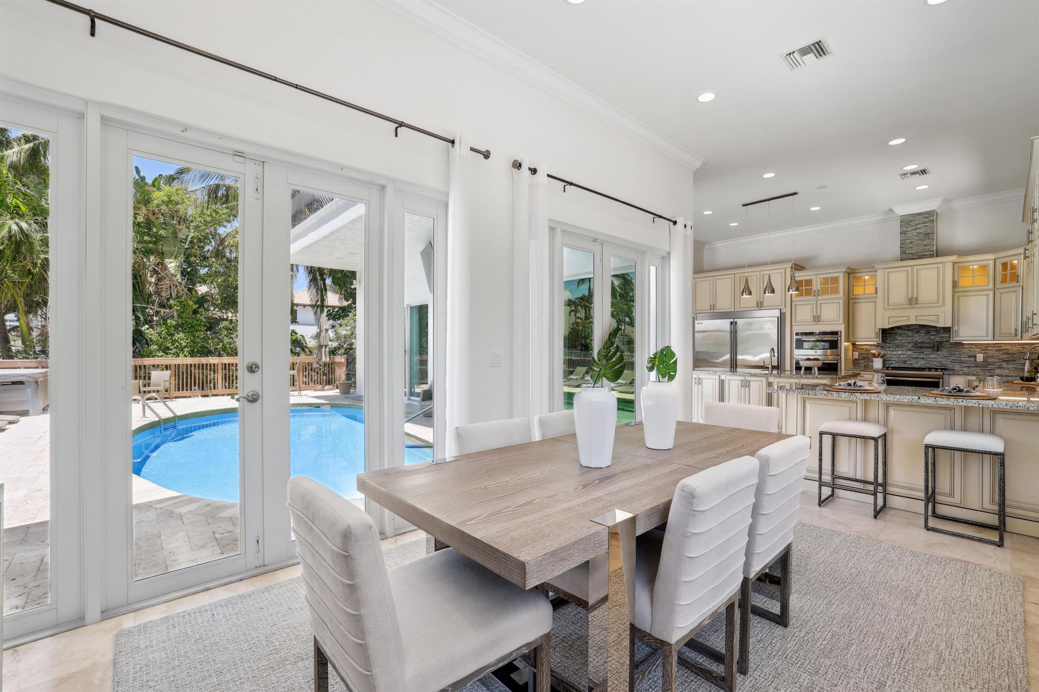 DELRAY BEACH SHORES - Residential