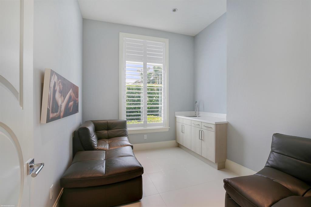 OLD PALM - Residential