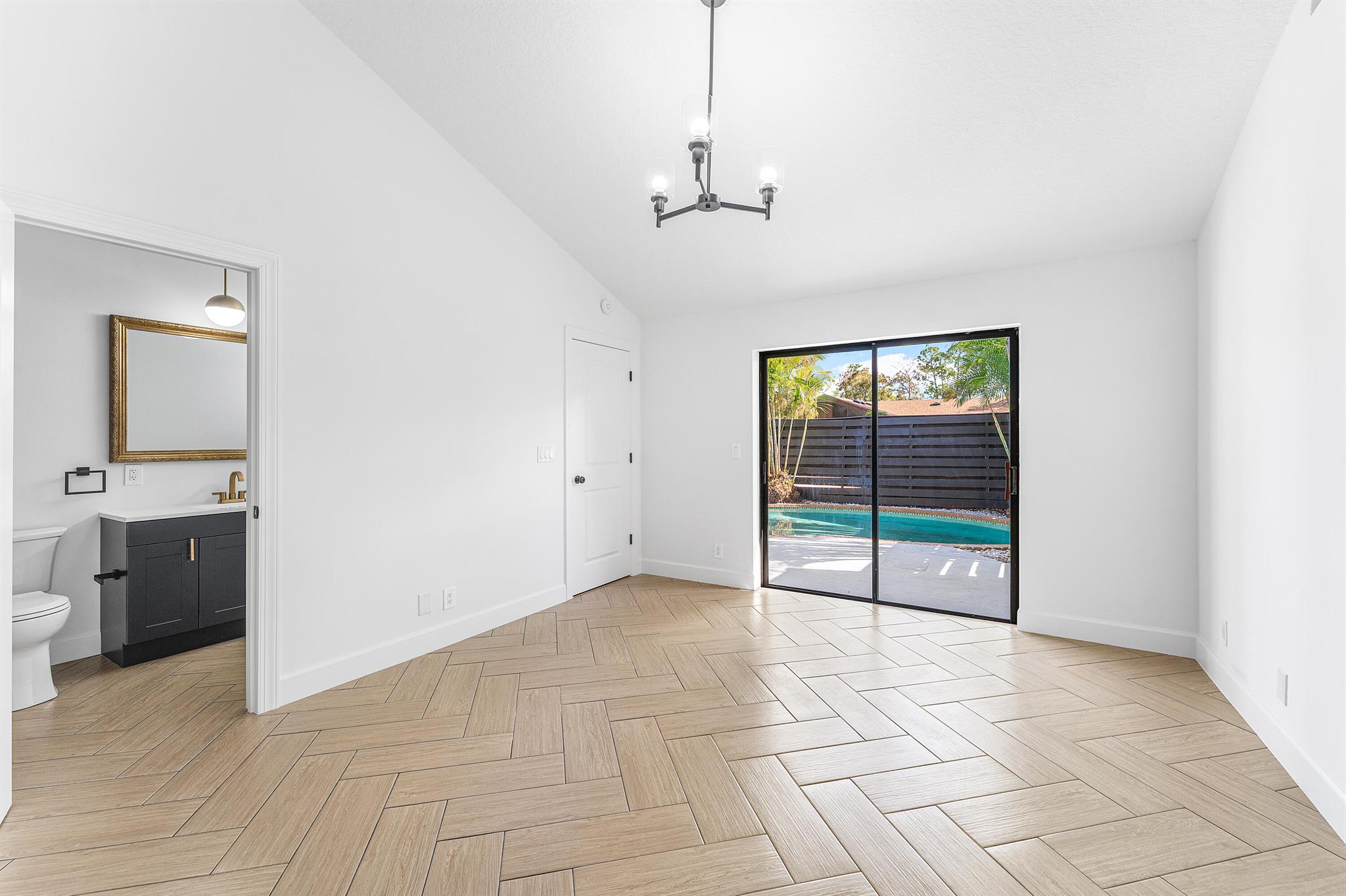 SUGAR POND MANOR OF WELLI - Residential