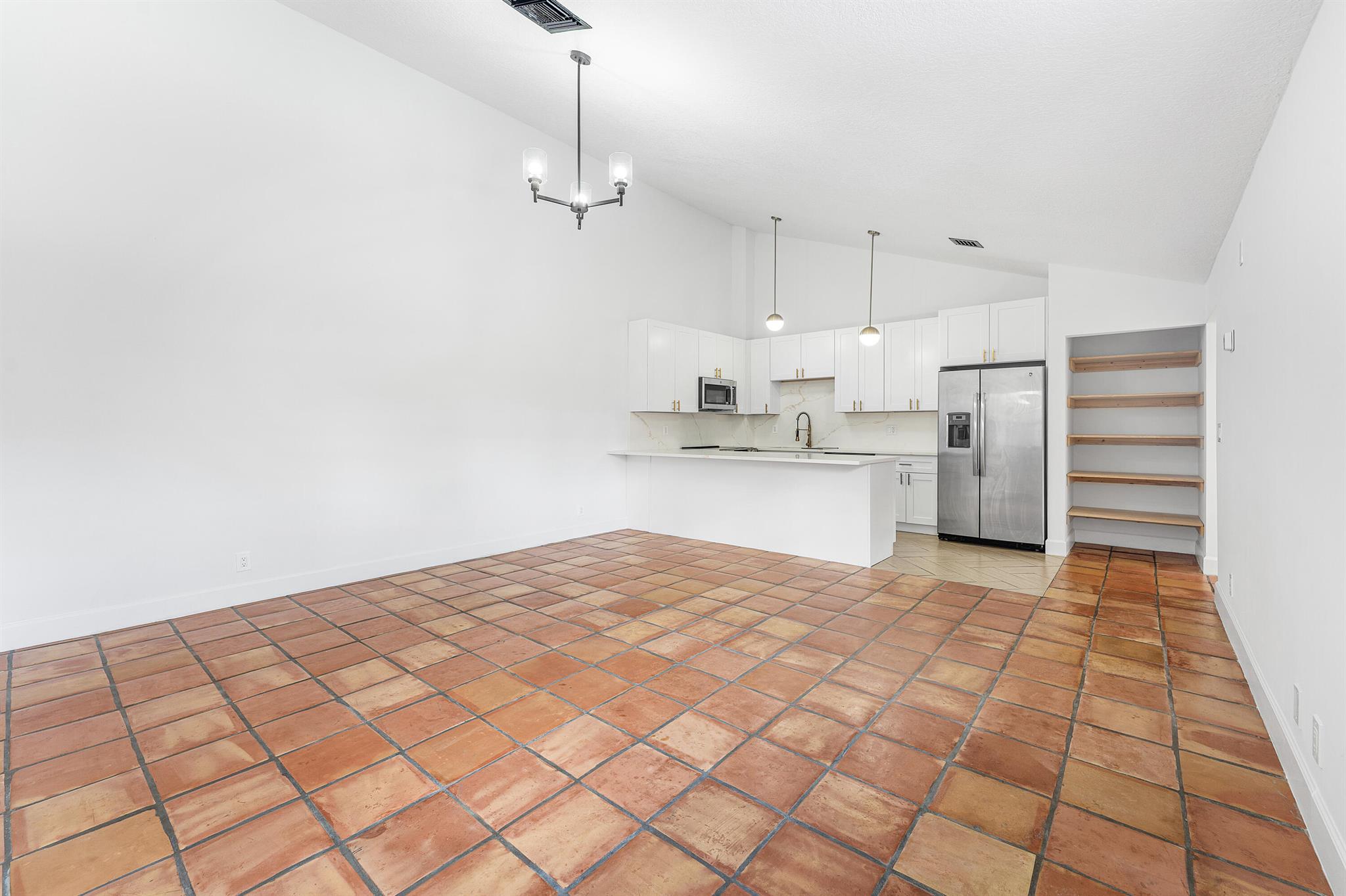 SUGAR POND MANOR OF WELLI - Residential