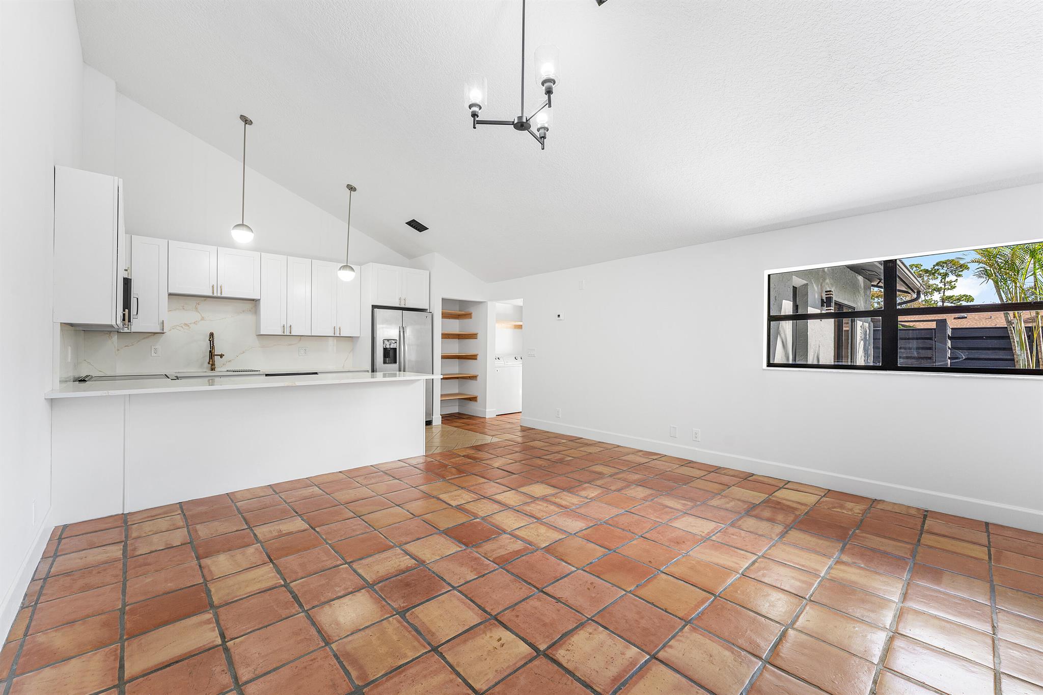 SUGAR POND MANOR OF WELLI - Residential