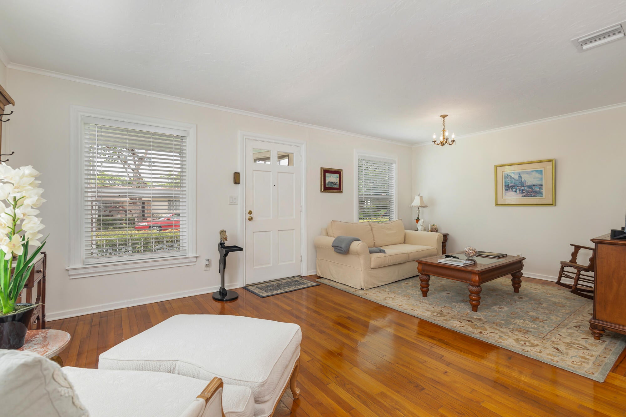 816 Avon Road