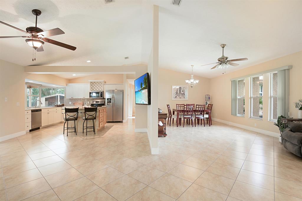 PORT ST LUCIE SECTION 10 - Residential