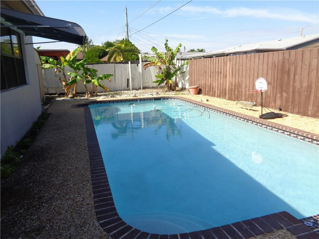 Sunrise Golf Village Sec - Residential