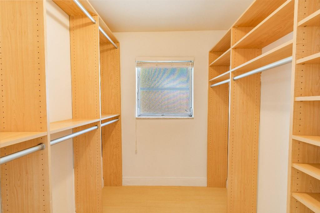 Coral Villas 47-45 B - Residential