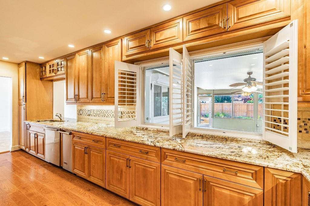 Coral Villas 47-45 B - Residential